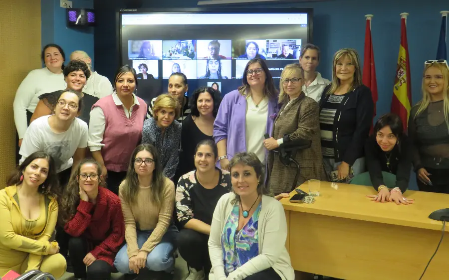 Marina Marroquí y Marta Ampuero imparten los talleres presenciales del programa MIAS